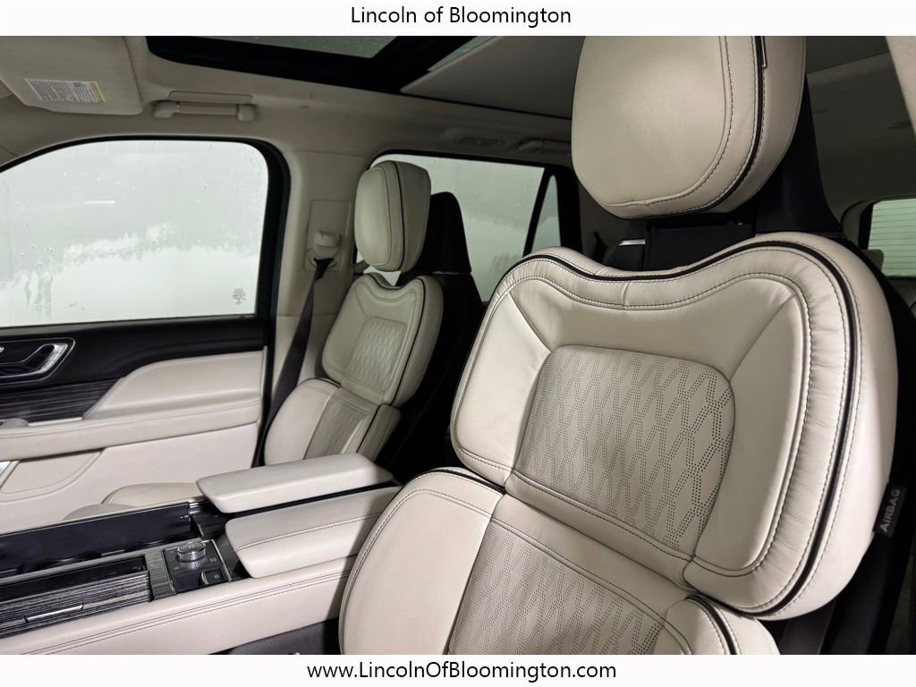 Certified 2022 Lincoln Navigator Black Label image 23