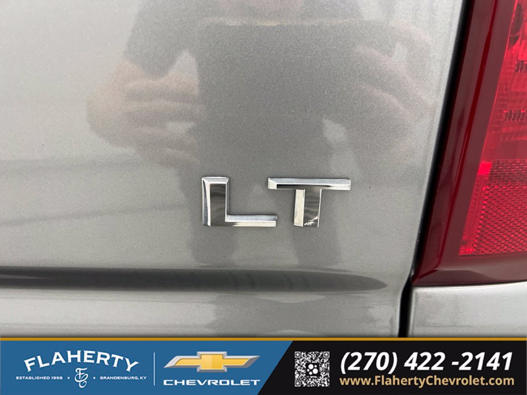 Used 2025 Chevrolet Silverado 1500 LT AWD/4WD image 18