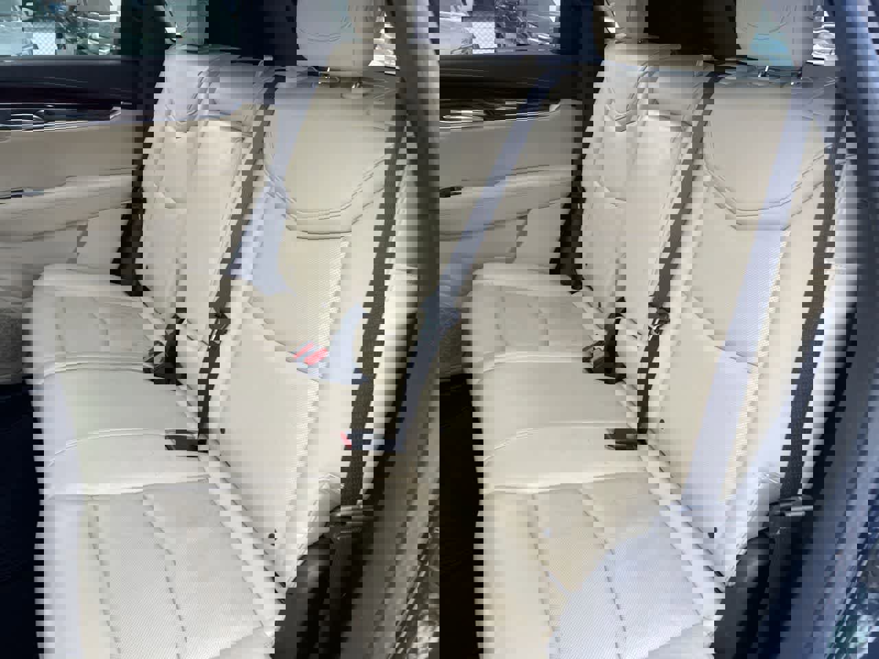 Used 2017 Cadillac XT5 Luxury w/ Driver Awareness Package image 19