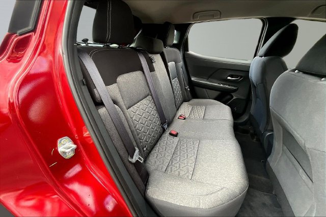 Used 2026 Nissan Kicks SV FWD image 23