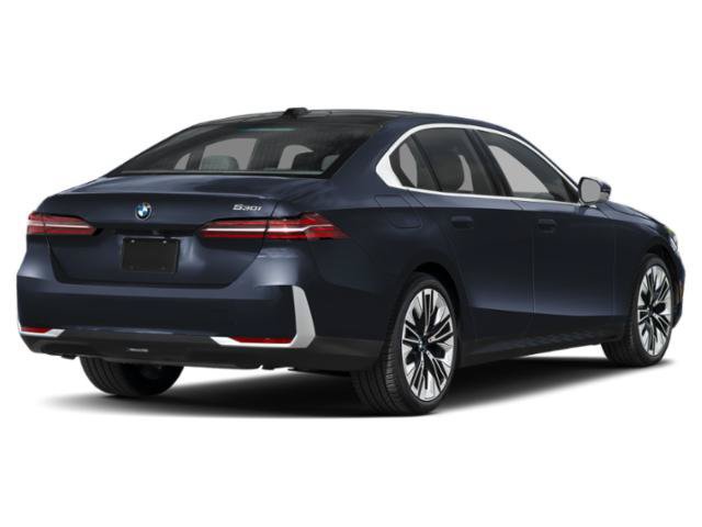 New 2027 BMW 530i RWD image 2
