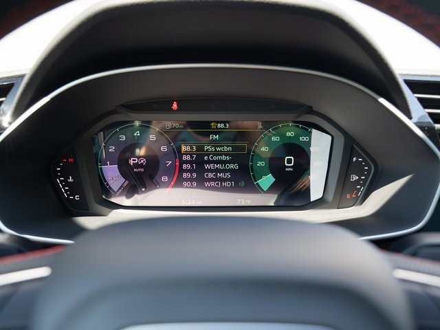 New 2025 Audi Q3 2.0T Premium image 11