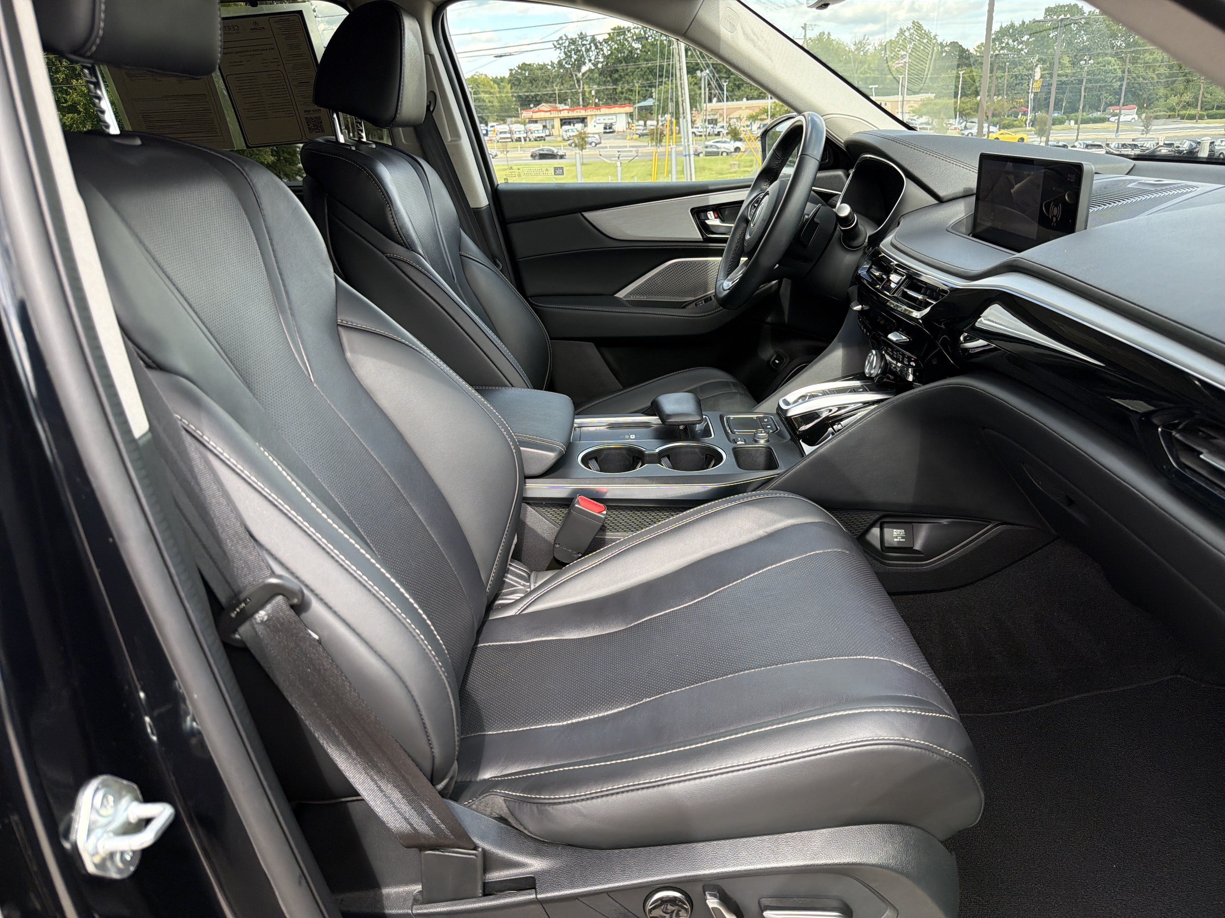 Certified 2024 Acura MDX w/ Technology Package FWD image 34