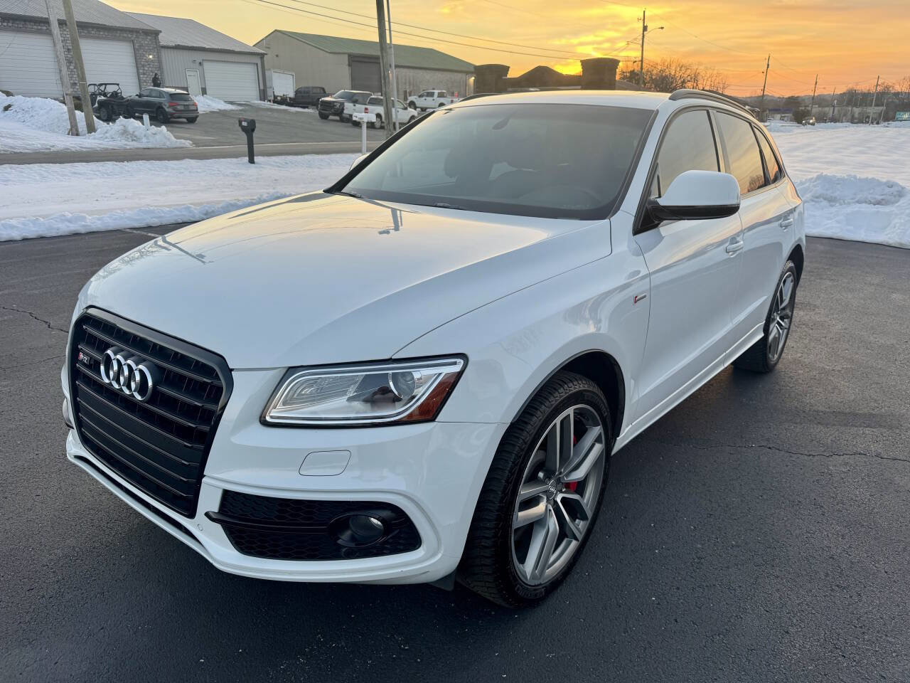 Used 2016 Audi SQ5 Premium Plus w/ Technology Package image 14