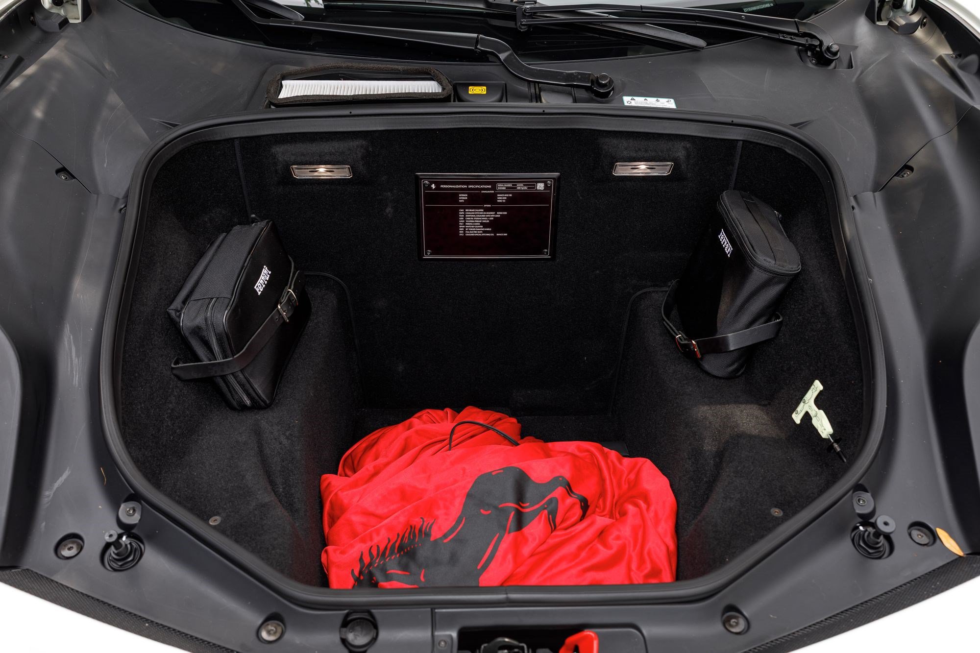 Used 2019 Ferrari 488 Spider RWD image 11