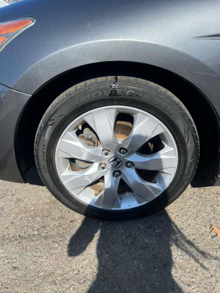 Used 2010 Honda Accord EX-L image 16