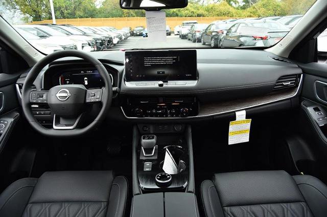 New 2026 Nissan Rogue Platinum w/ Platinum Premium Package image 8