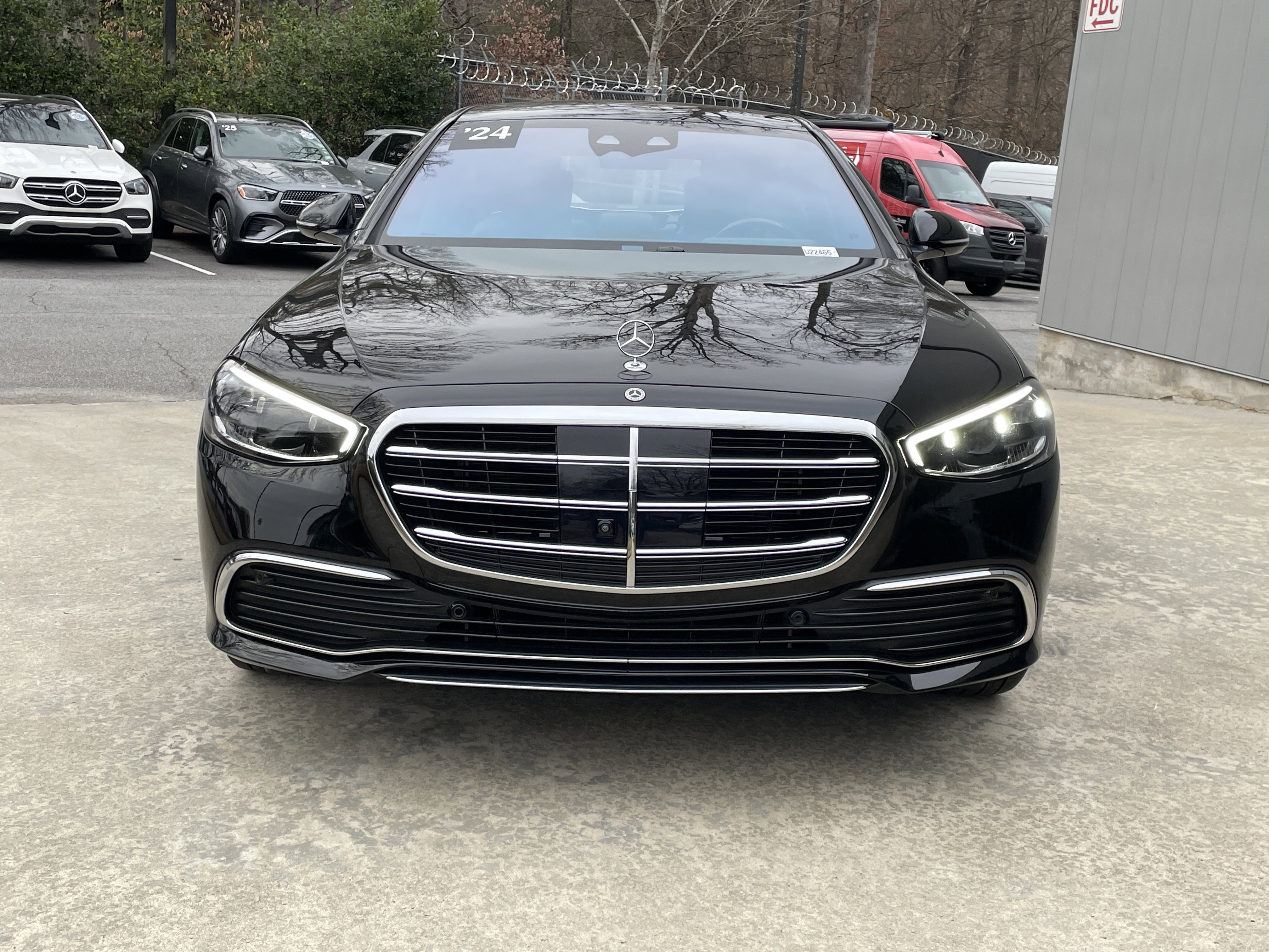 Certified 2024 Mercedes-Benz S 580e 4MATIC Sedan image 3