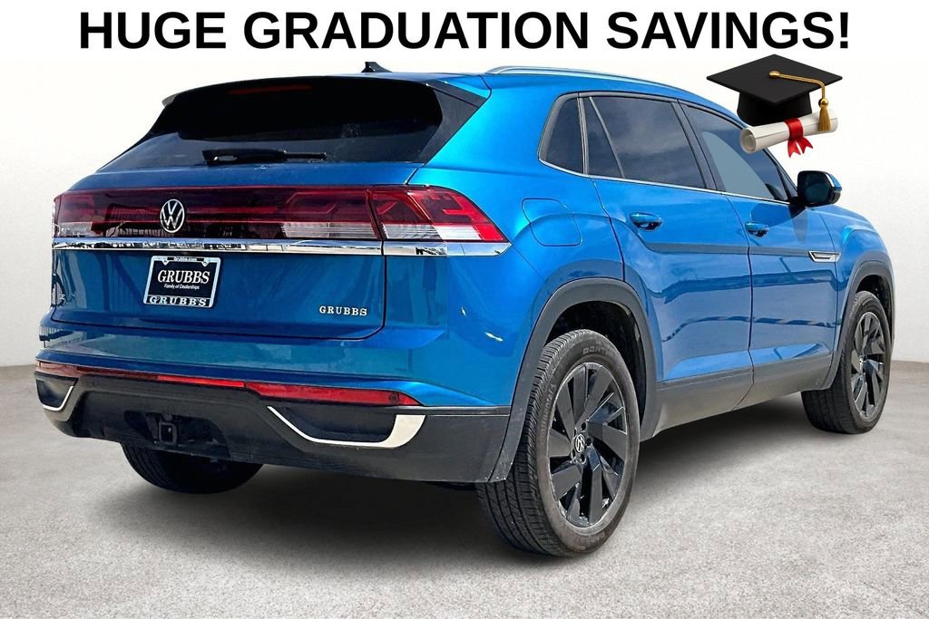 Used 2024 Volkswagen Atlas Cross Sport SE FWD image 14