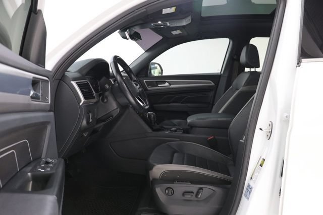 Used 2020 Volkswagen Atlas Cross Sport SEL Premium w/ Cross Sport MDO Package AWD/4WD image 19