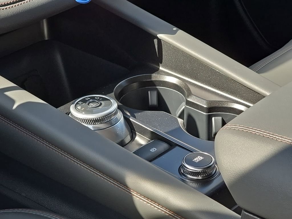New 2026 Ford Explorer Active w/ Active Comfort Package image 13
