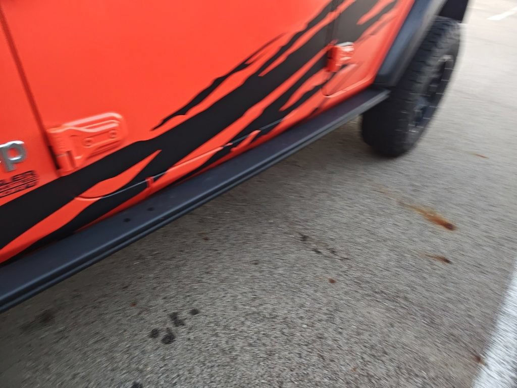 Used 2018 Jeep Wrangler Unlimited Sport S AWD/4WD image 7