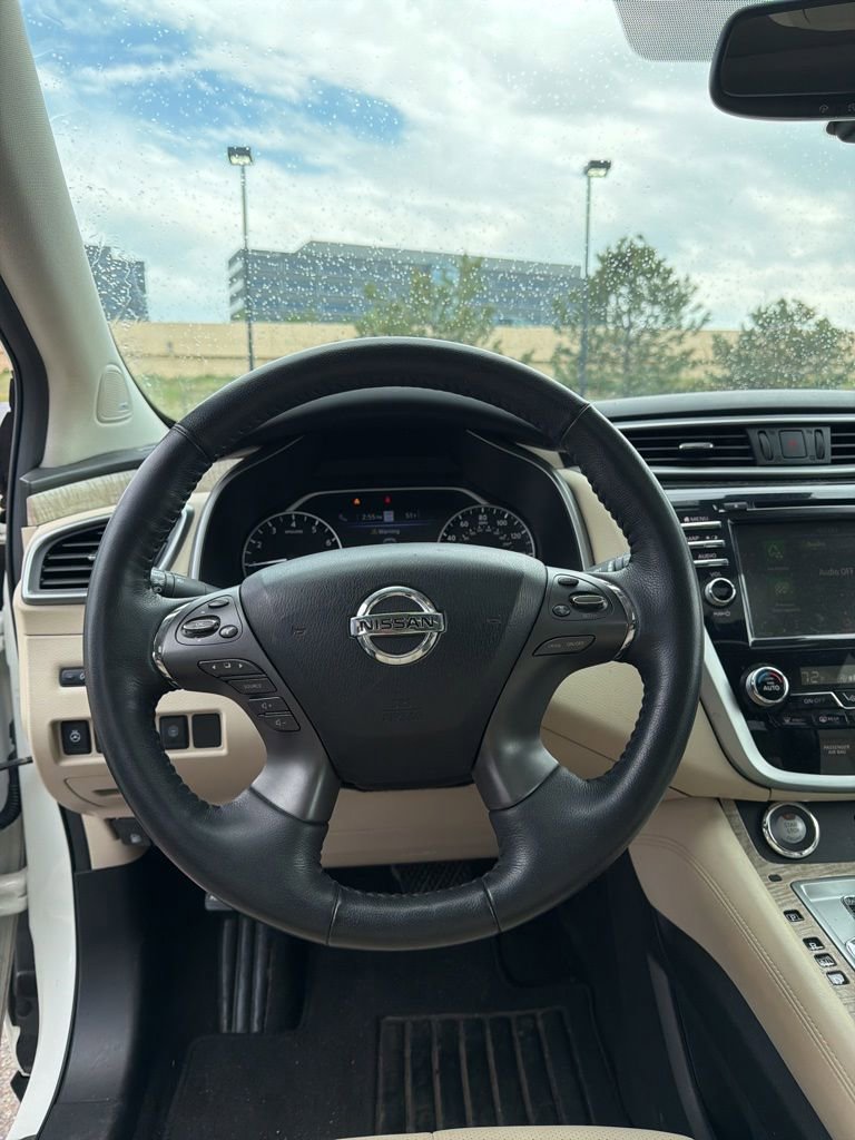 Used 2020 Nissan Murano SL w/ Moonroof Package AWD/4WD image 11