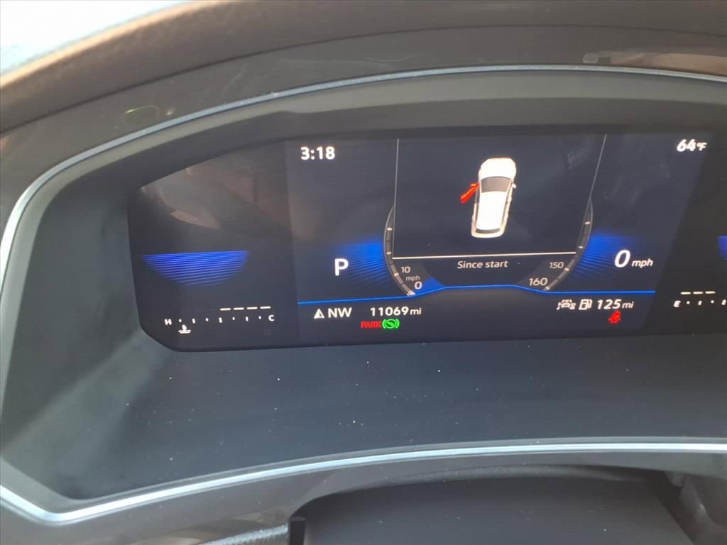 Used 2023 Volkswagen Tiguan SE R-Line FWD image 30