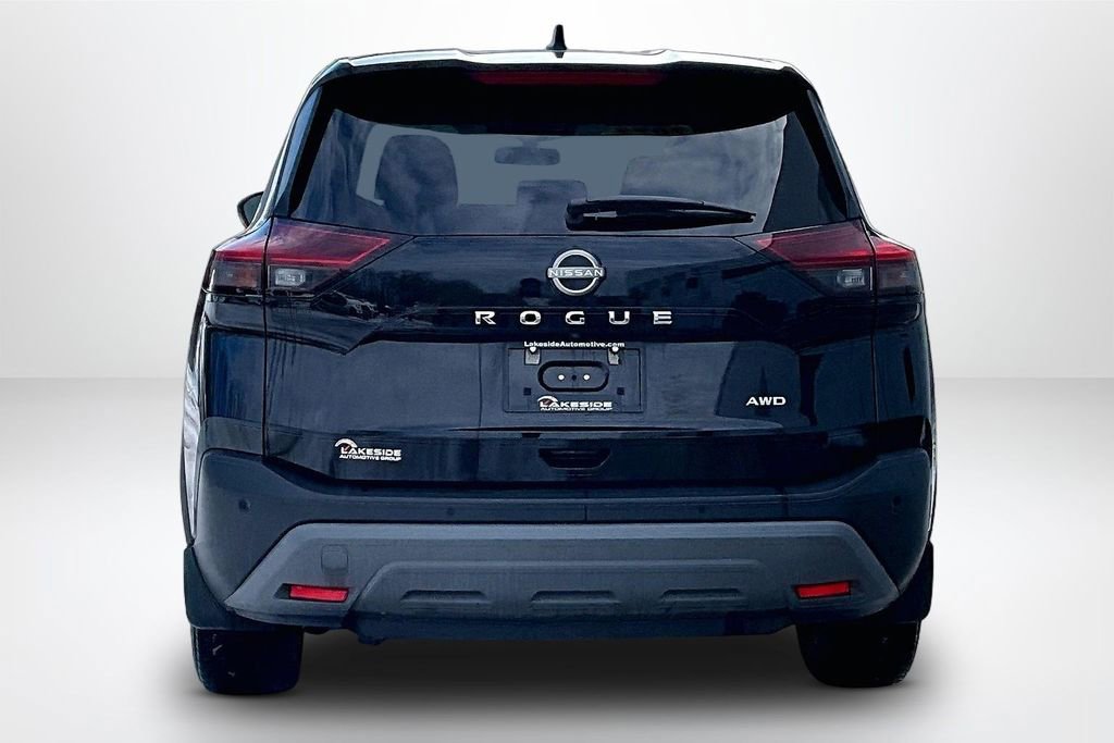 Used 2022 Nissan Rogue S image 6
