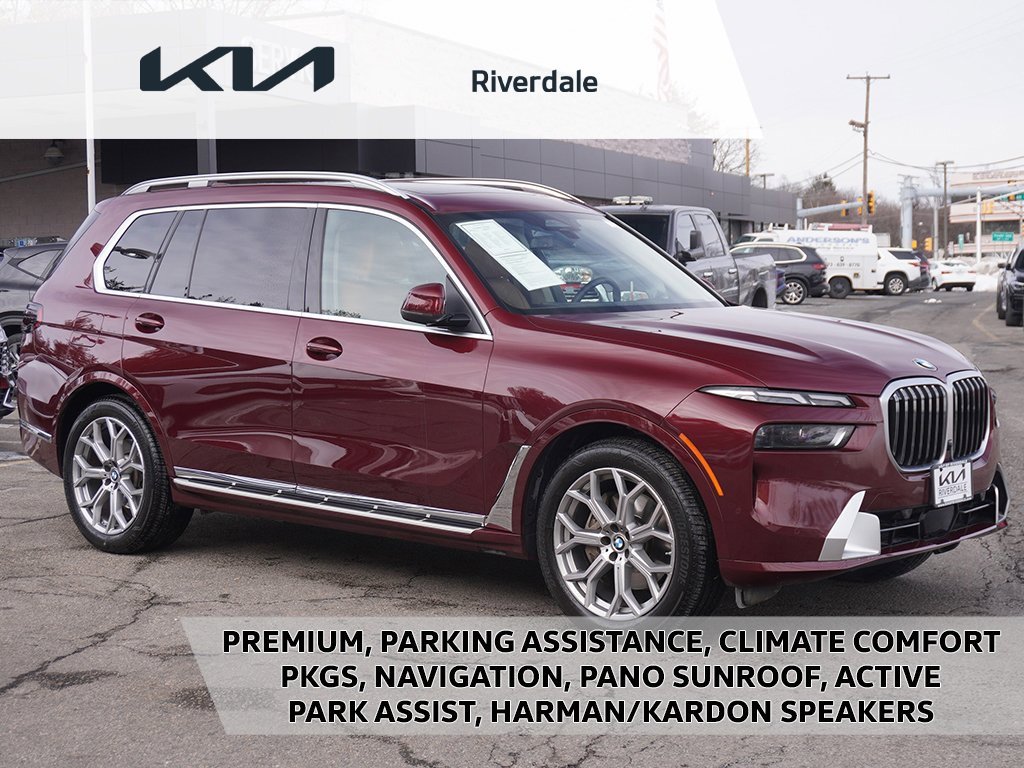 Used 2024 BMW X7 xDrive40i w/ Premium Package image 1