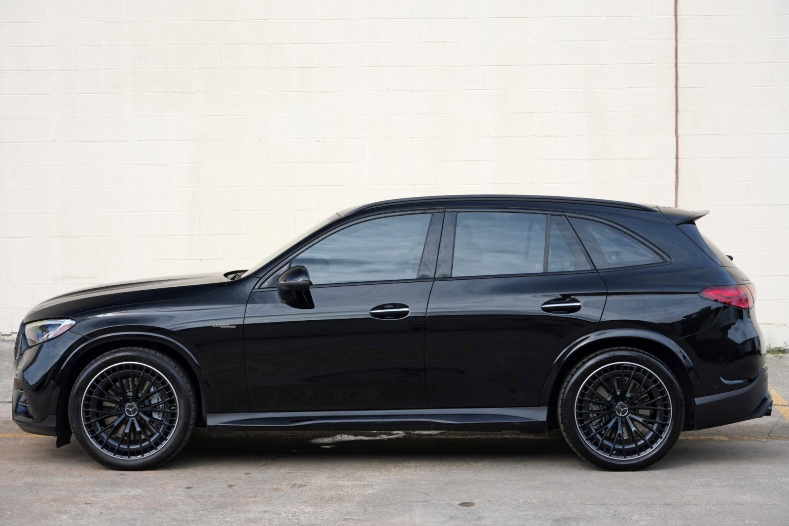 Used 2024 Mercedes-Benz GLC 43 AMG 4MATIC image 56