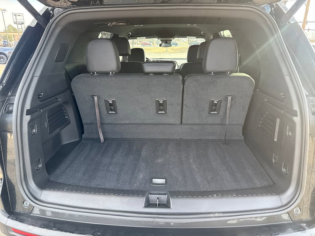 New 2025 Chevrolet Traverse LT w/ Enhanced Driving Package image 22