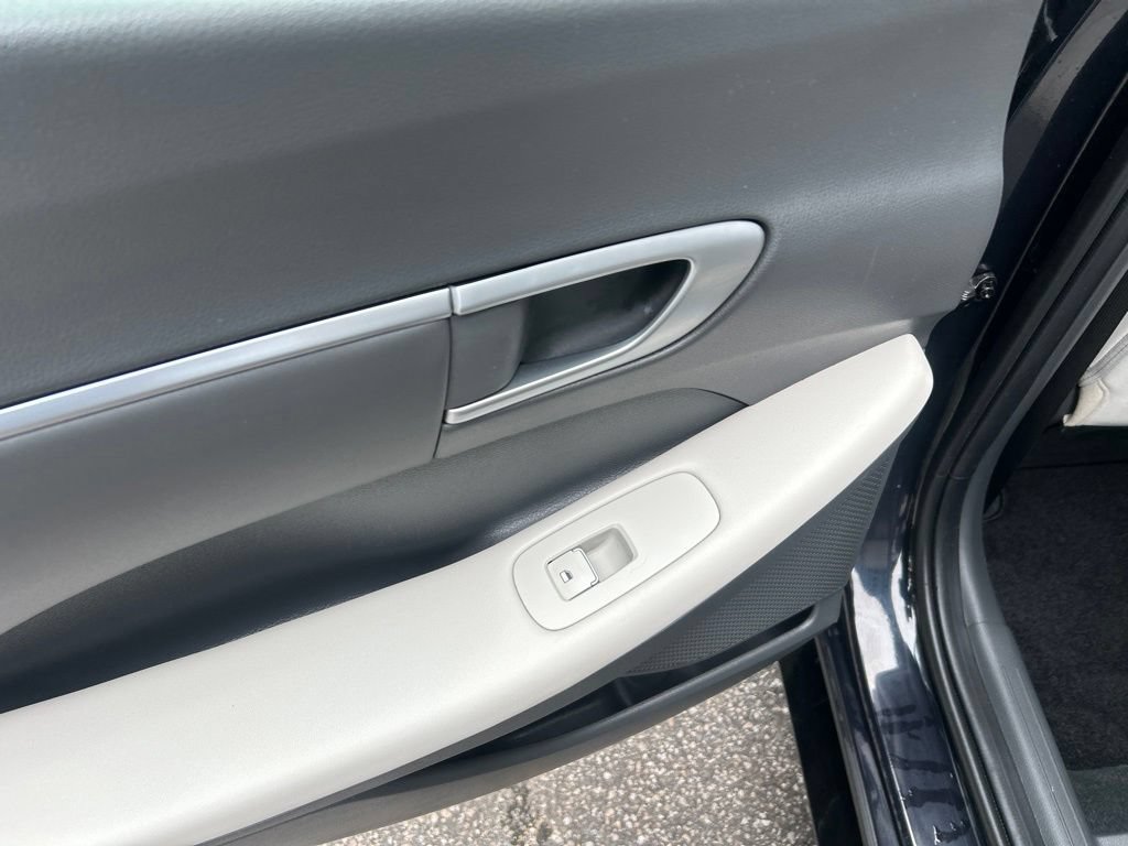Used 2025 Hyundai Sonata SEL FWD image 25