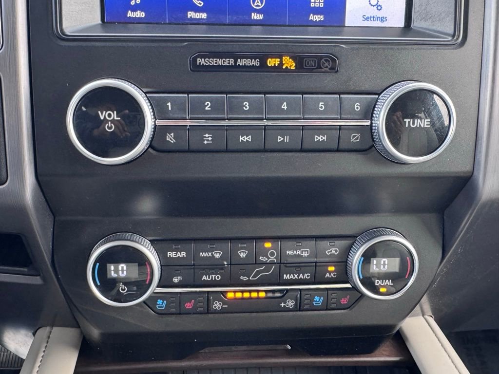 Used 2021 Ford Expedition Platinum image 16