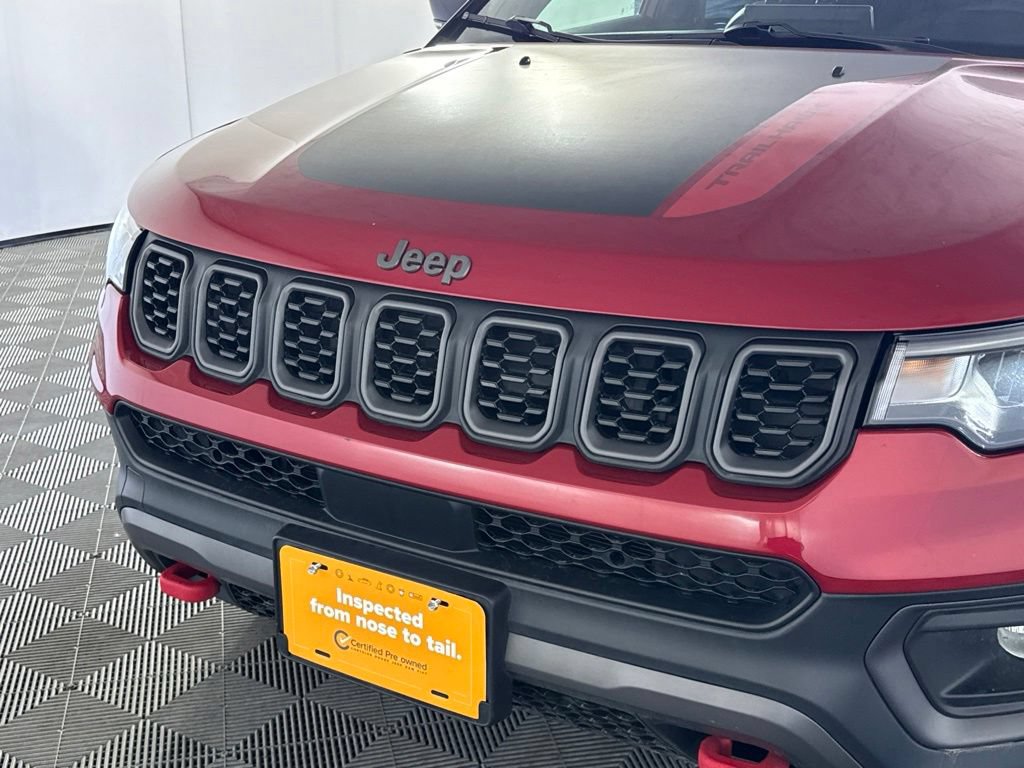 Certified 2025 Jeep Compass Trailhawk AWD/4WD image 40