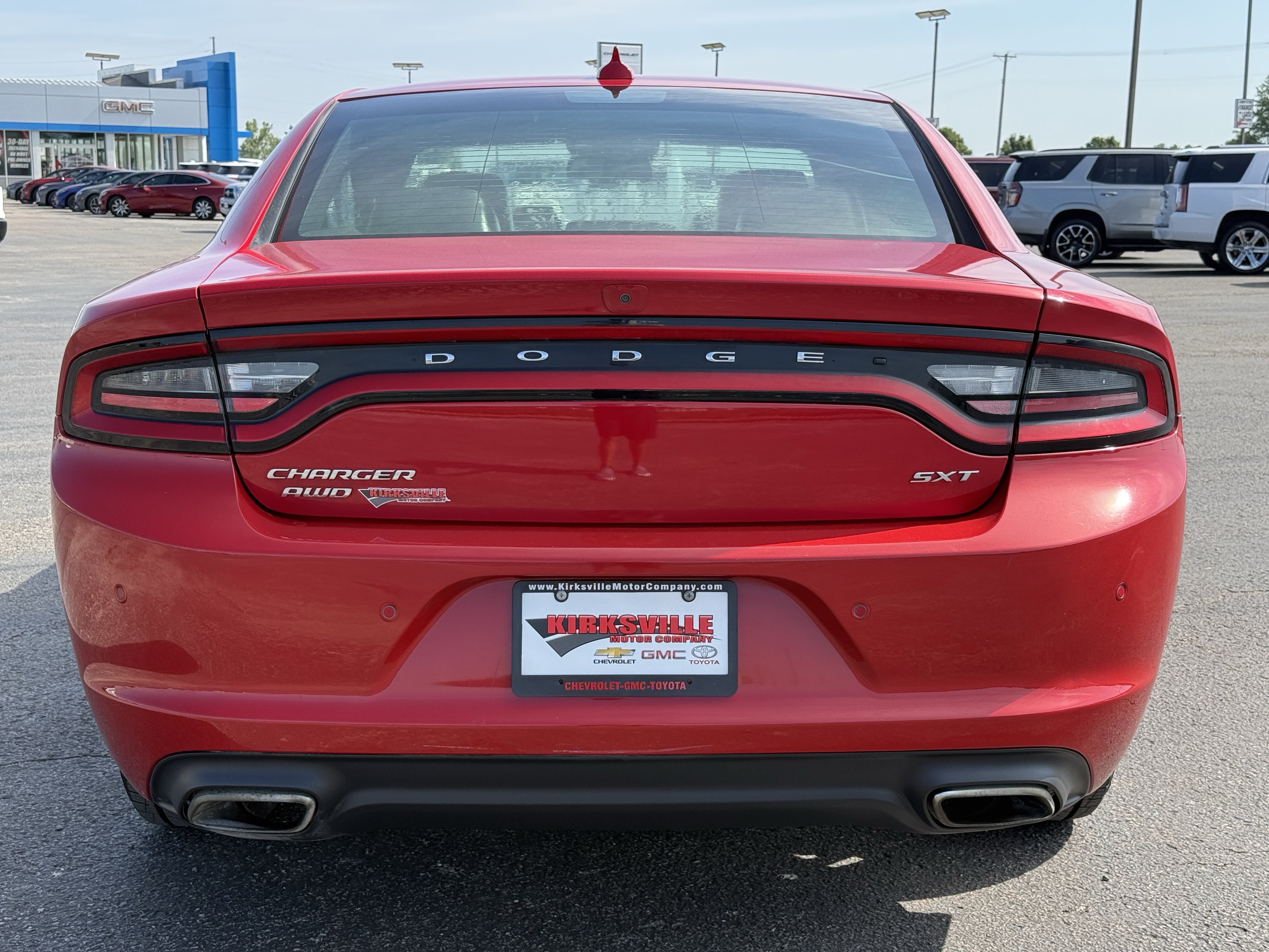 Used 2016 Dodge Charger SXT w/ AWD Premium Group image 5