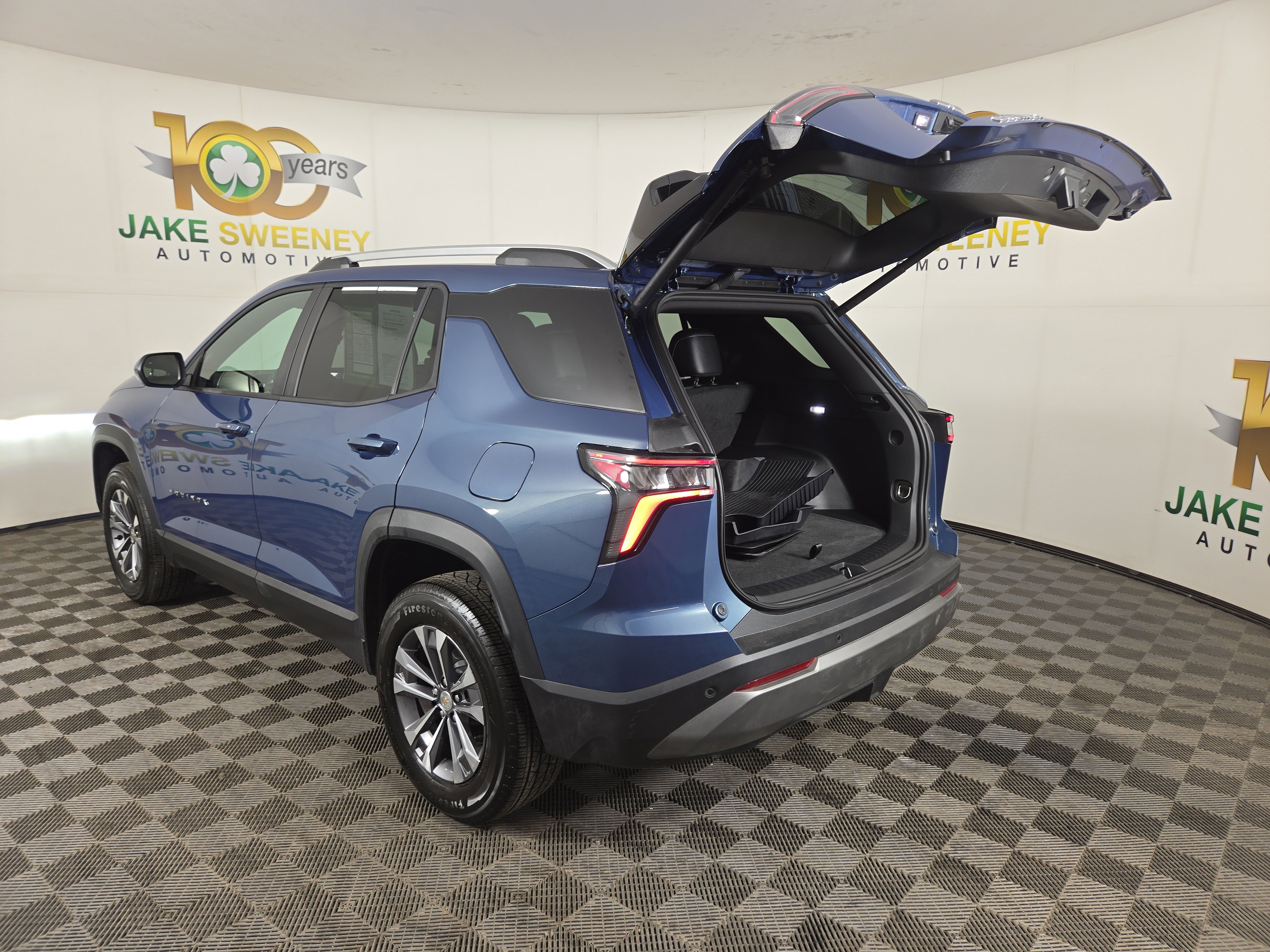 Used 2025 Chevrolet Equinox LT w/ Convenience Package II image 32