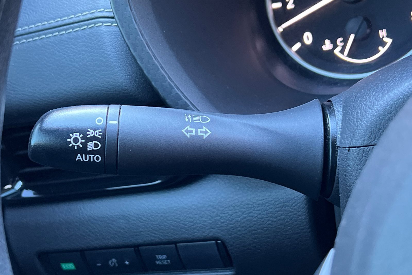 Used 2023 Nissan Sentra SV image 32