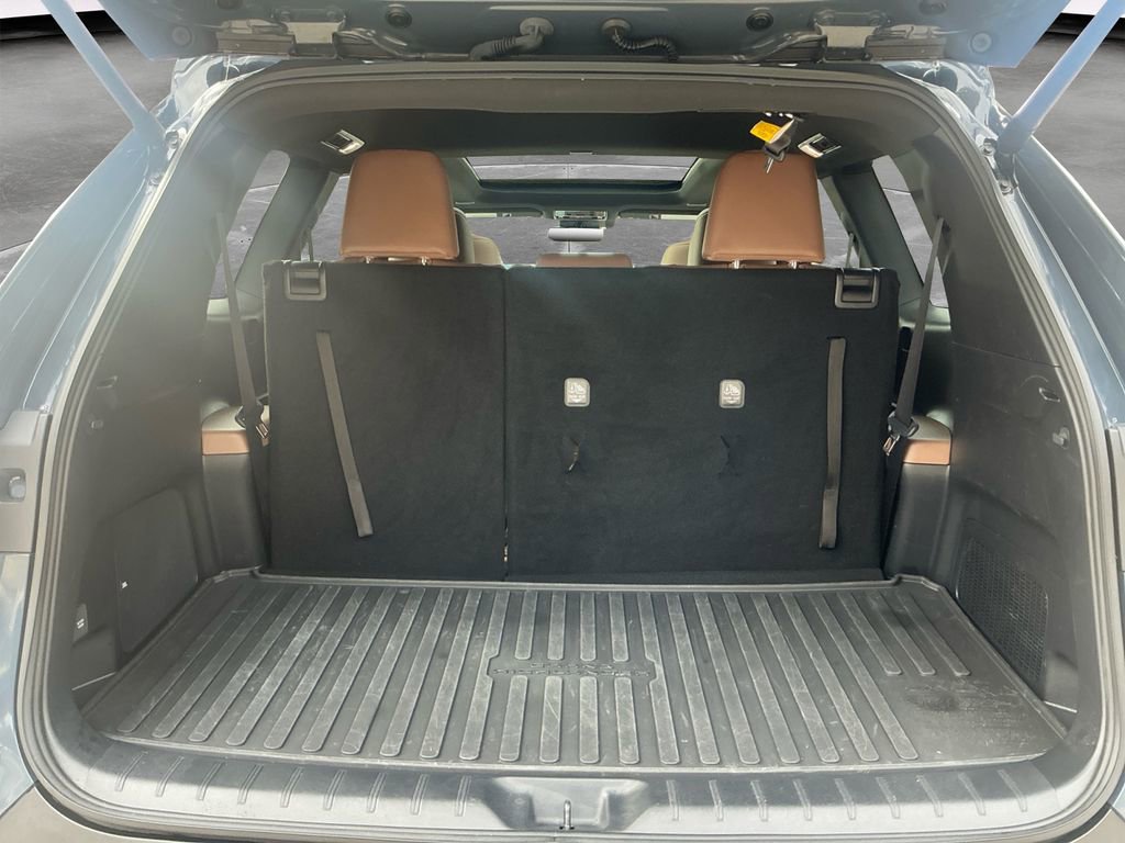 Used 2025 Toyota Grand Highlander MAX Platinum image 18