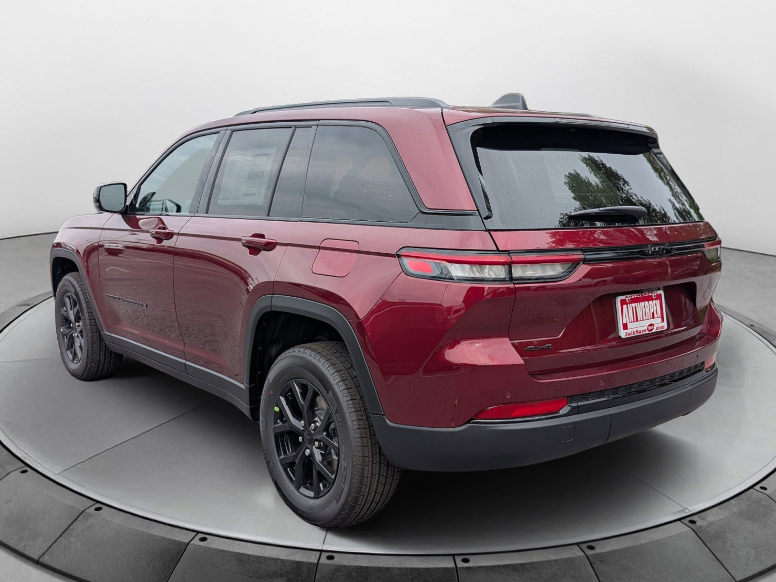 New 2025 Jeep Grand Cherokee Altitude AWD/4WD image 5