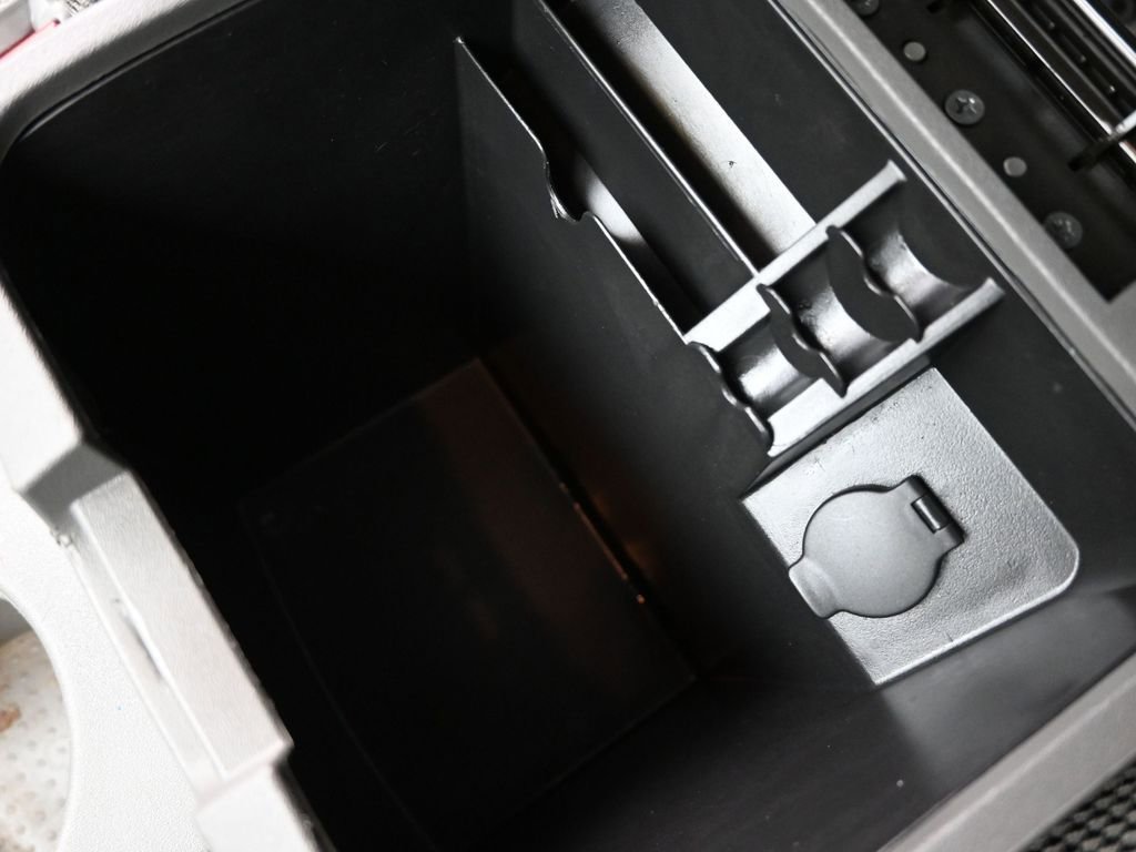 Used 2019 Nissan Frontier SV image 31