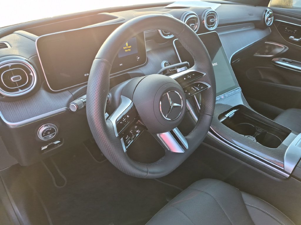 Used 2024 Mercedes-Benz CLE 300 4MATIC Coupe image 14
