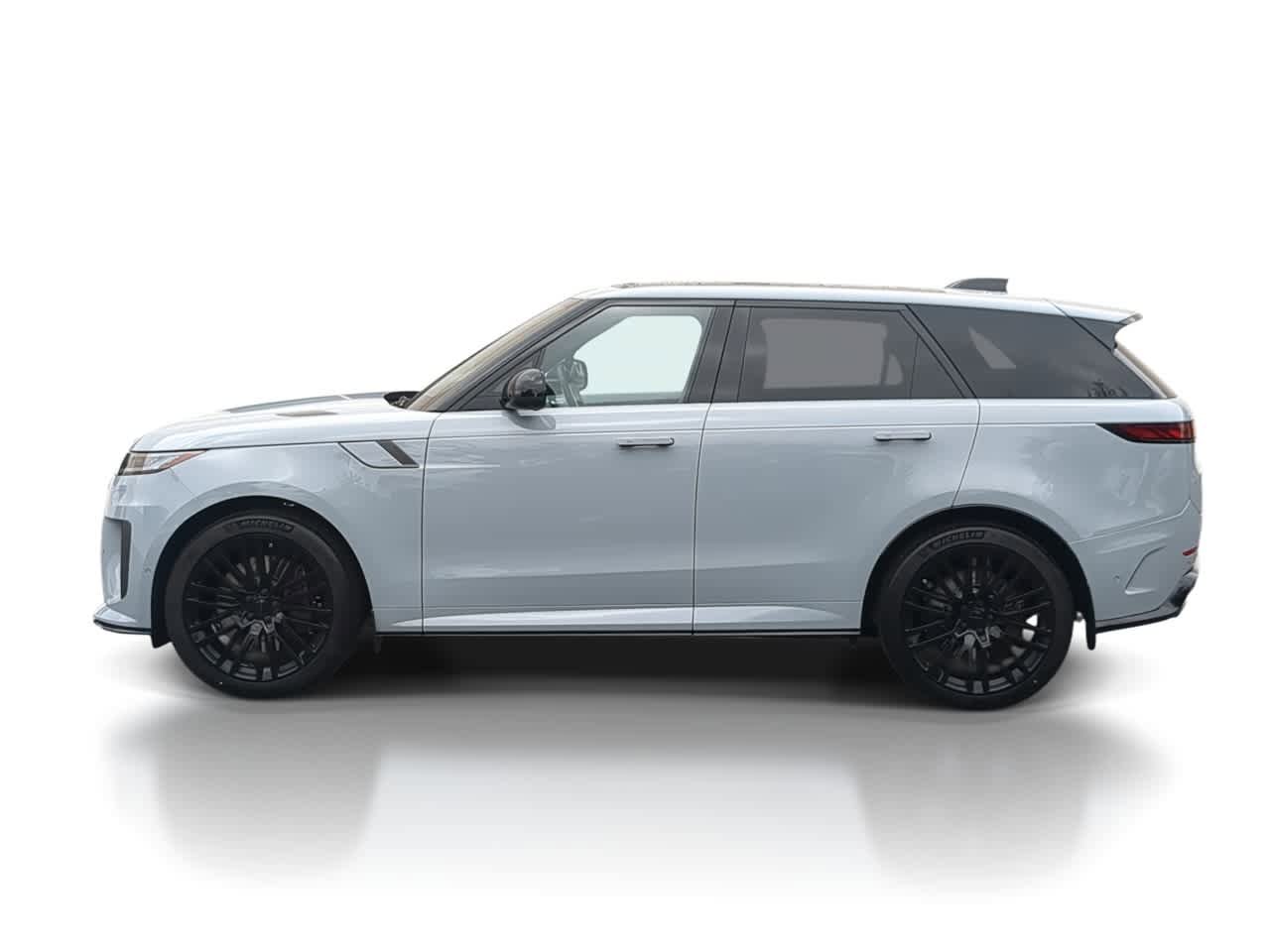 New 2026 Land Rover Range Rover Sport SV image 5