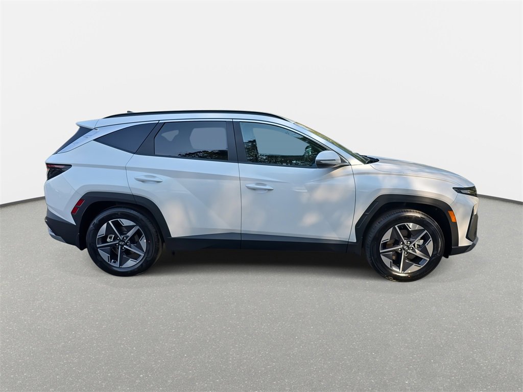 New 2025 Hyundai Tucson SEL image 4