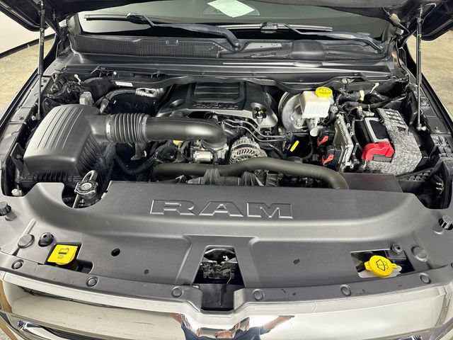 Used 2019 RAM 1500 Big Horn RWD image 32