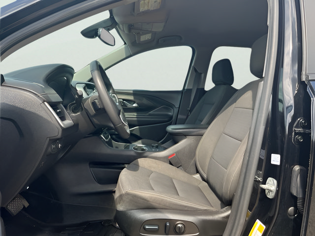 Used 2022 GMC Terrain SLE w/ Driver Convenience Package FWD image 16
