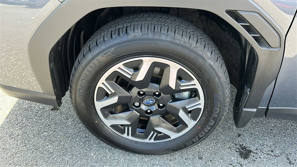 Certified 2025 Subaru Forester image 8