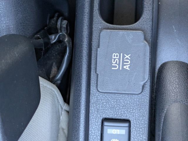 Used 2015 Nissan Versa Note SV FWD image 20