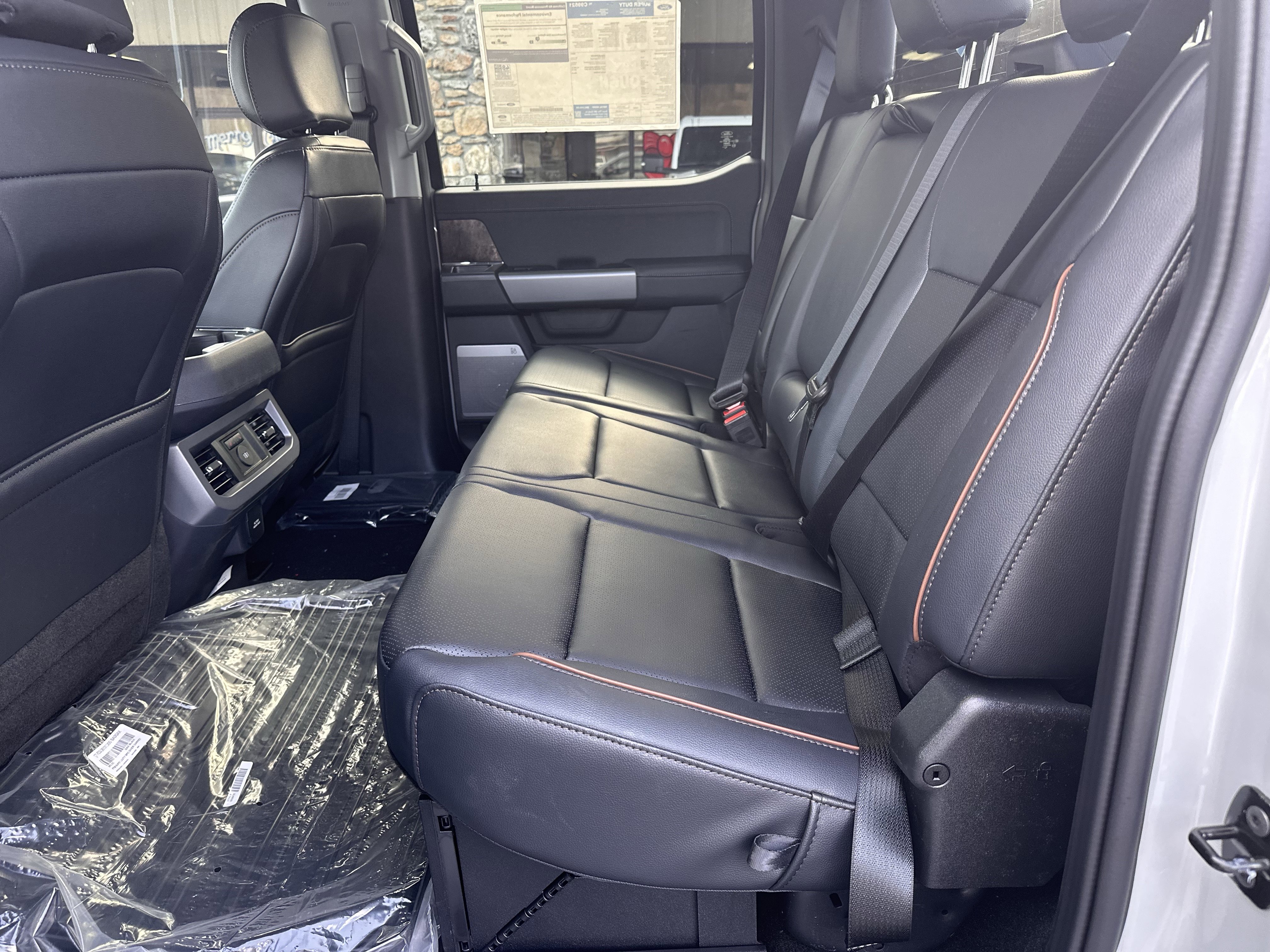 New 2026 Ford F250 Lariat w/ Black Appearance Package image 13