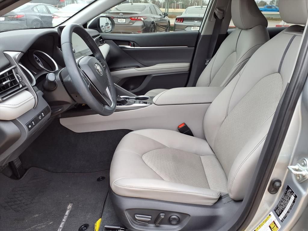 Certified 2022 Toyota Camry XLE image 17
