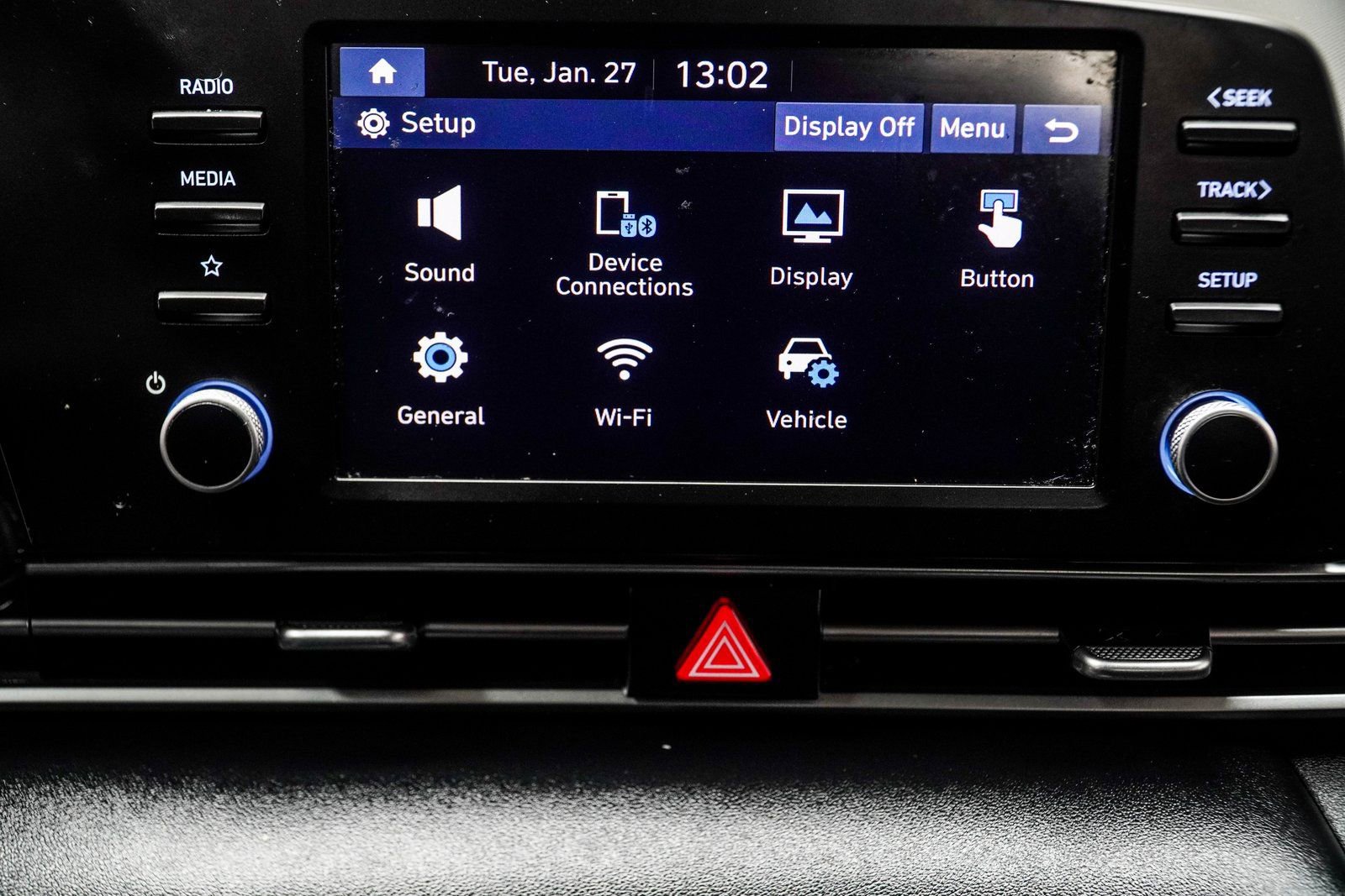 Used 2021 Hyundai Elantra SE image 22