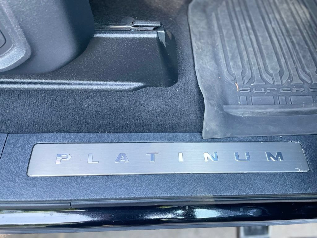 Used 2022 Ford F250 Platinum w/ FX4 Off-Road Package AWD/4WD image 23