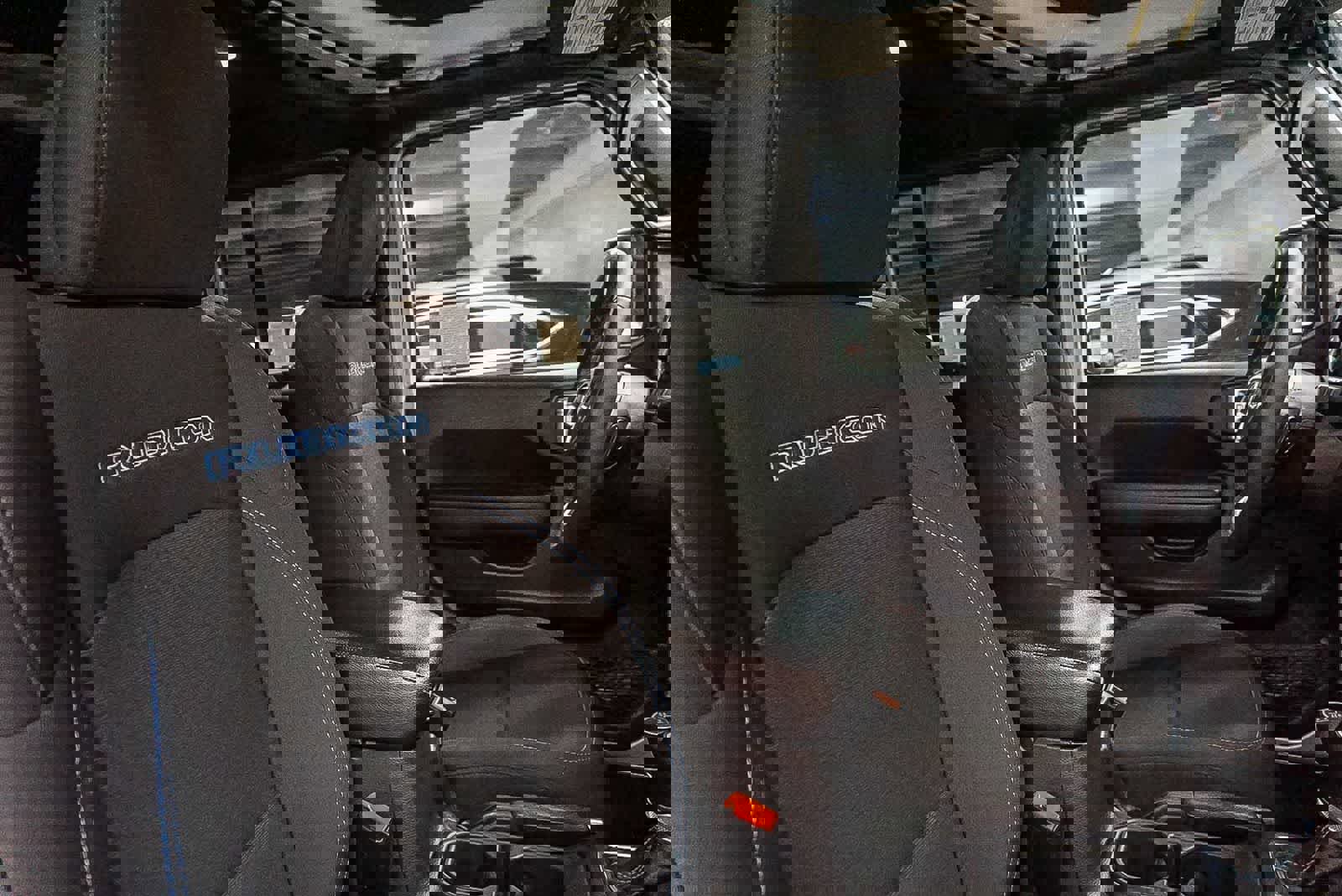 Used 2023 Jeep Wrangler Unlimited Rubicon 4xe AWD/4WD image 18