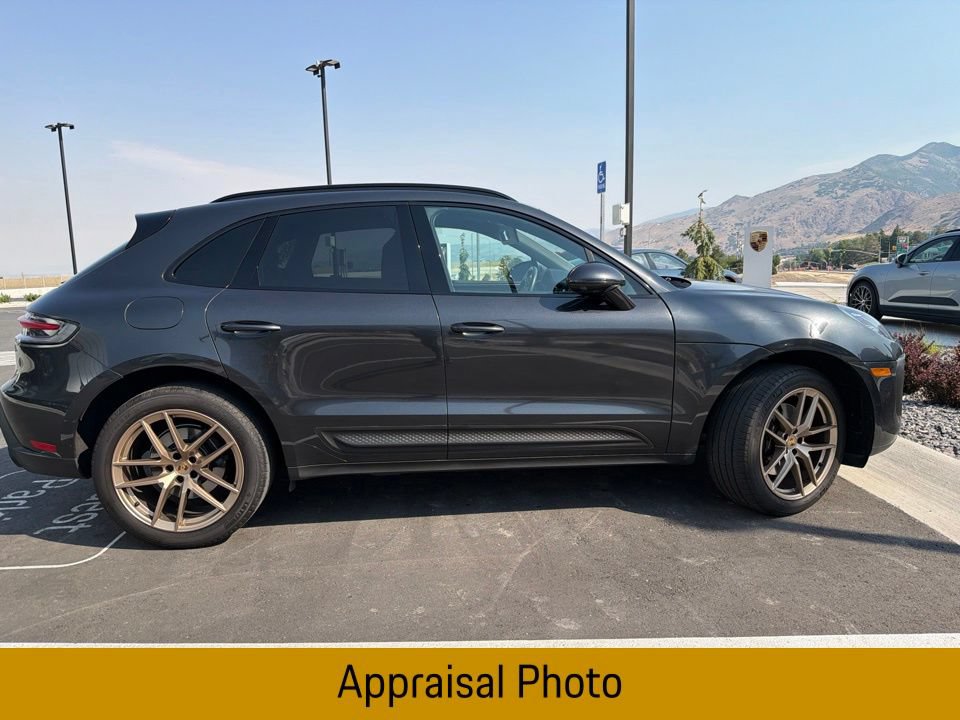 Certified 2023 Porsche Macan S AWD/4WD image 8