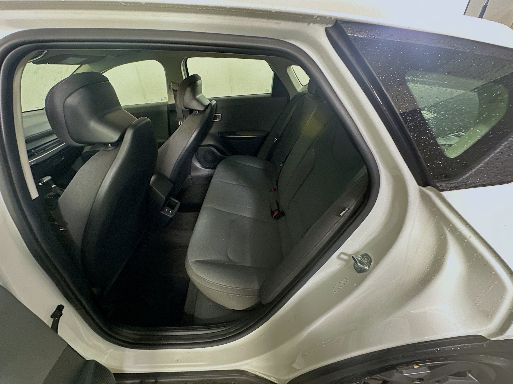 Used 2025 Kia K4 LXS image 26