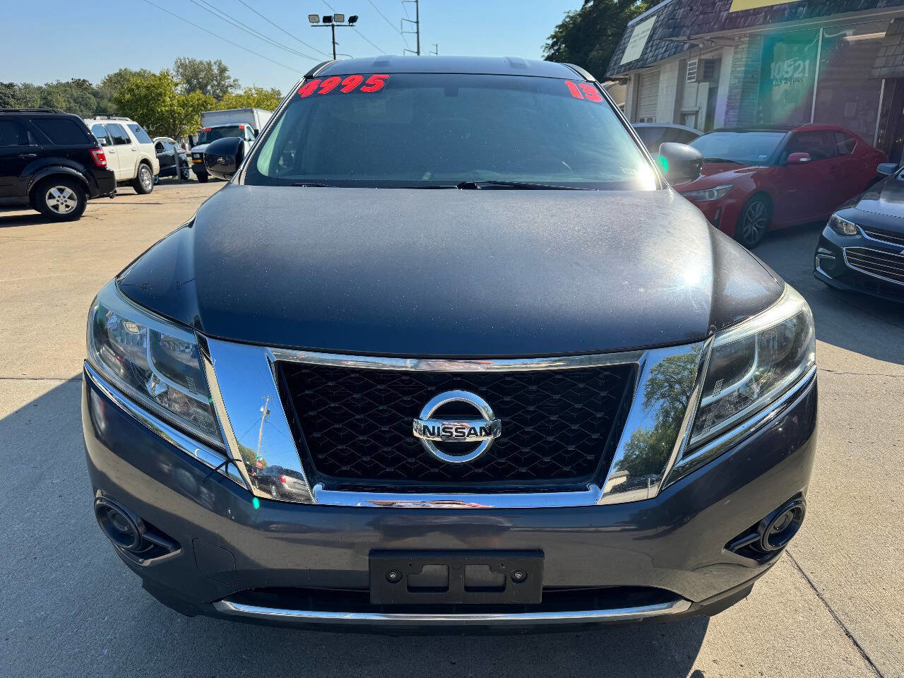 Used 2013 Nissan Pathfinder S image 2