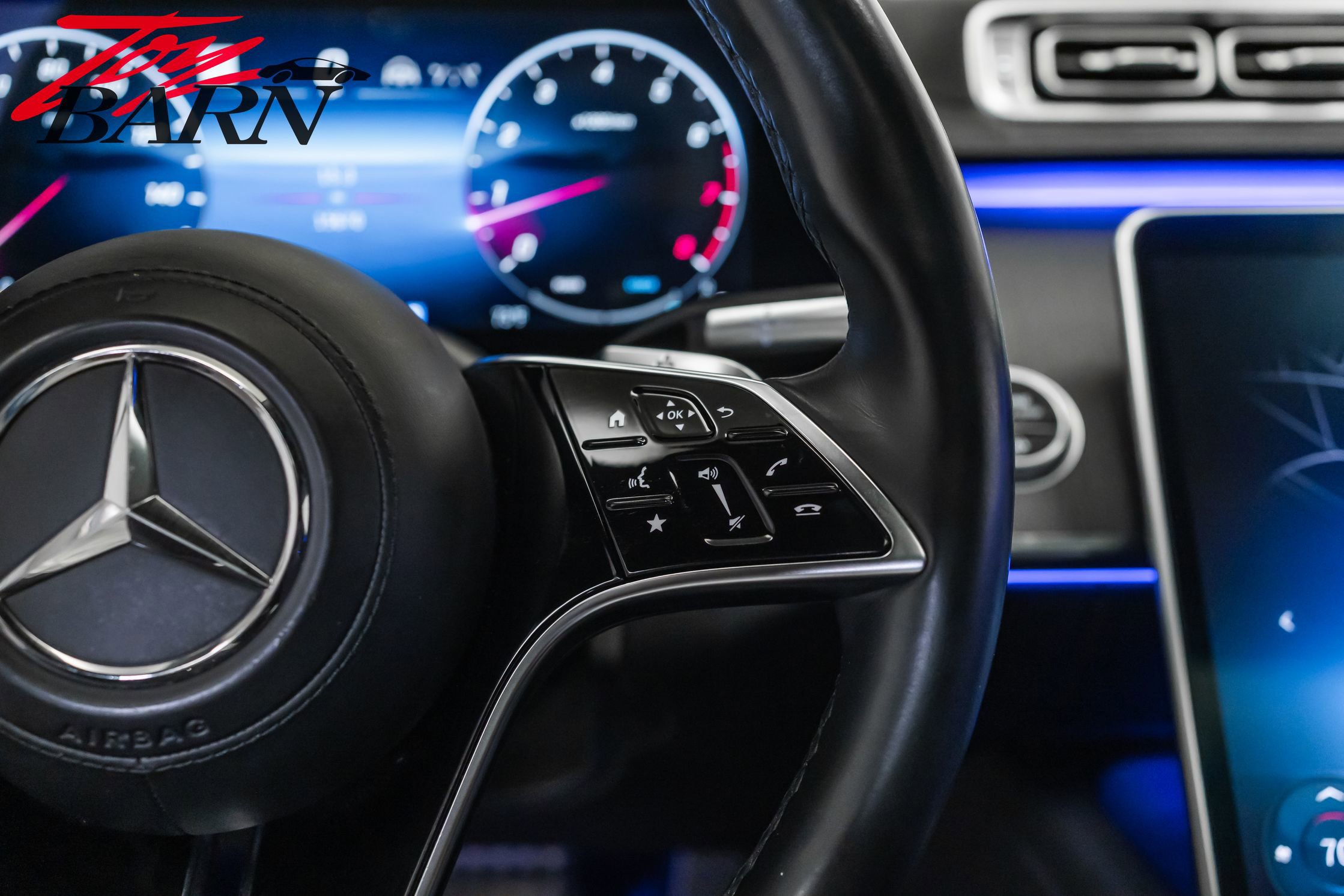 Used 2023 Mercedes-Benz S 500 4MATIC w/ AMG Line image 34