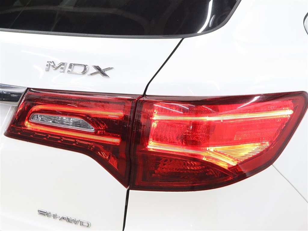 Used 2019 Acura MDX SH-AWD image 8