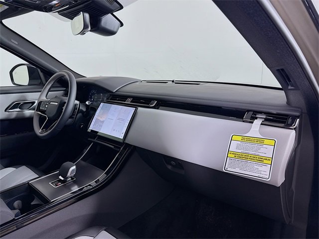 New 2026 Land Rover Range Rover Velar Dynamic SE image 31