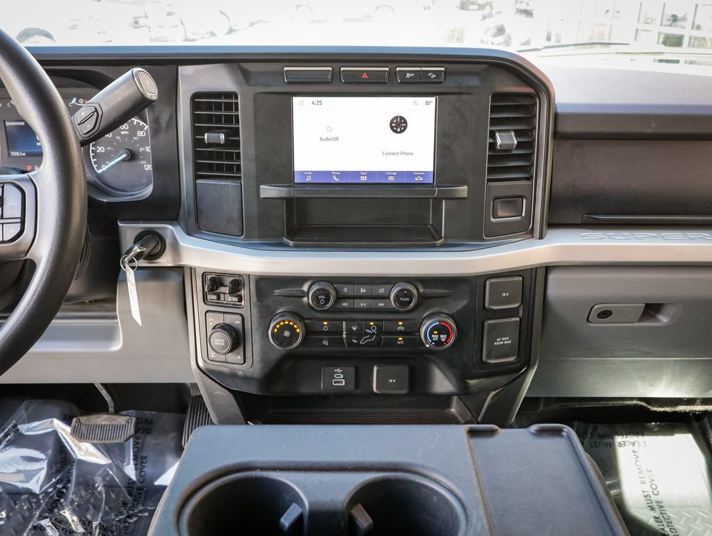 Used 2023 Ford F350 XLT w/ FX4 Off-Road Package AWD/4WD image 18
